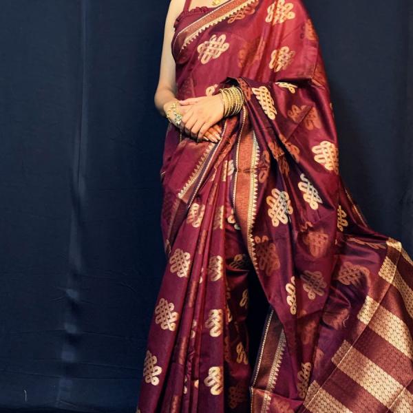 Handloom Silk Blend Maroon Saree with Blouse Piece